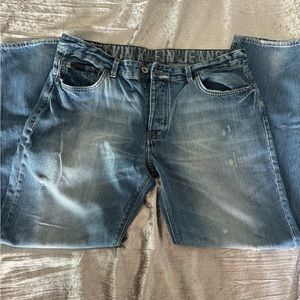 men’s med wash jeans